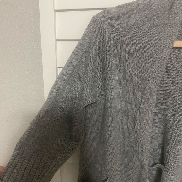 Gray Women's Sweater - Picture 4 of 5